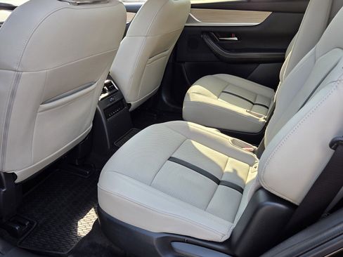 Used 2025 MAZDA CX-90 Plug-In Hybrid w/ Preferred image 11