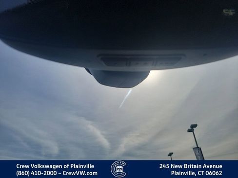 Certified 2021 Volkswagen Tiguan SEL Premium R-Line image 11