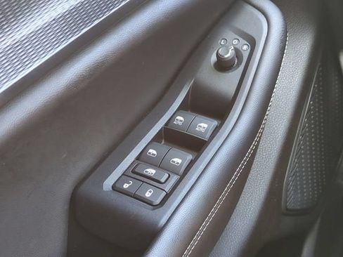 Used 2023 Jeep Grand Cherokee L Laredo AWD/4WD image 22