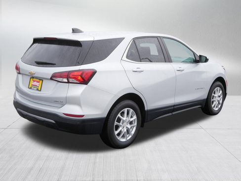 Used 2022 Chevrolet Equinox LT AWD/4WD image 7