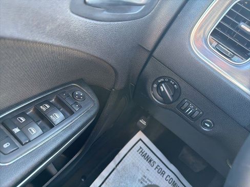 Used 2016 Dodge Charger SE w/ Popular Equipment Group image 21