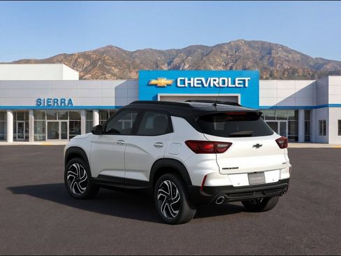 New 2026 Chevrolet TrailBlazer RS w/ Convenience Package FWD image 2