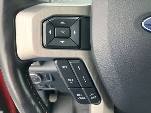 Used 2022 Ford F350 Platinum w/ Tremor Off-Road Package image 26