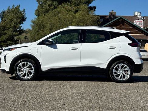 Certified 2023 Chevrolet Bolt EUV LT image 7
