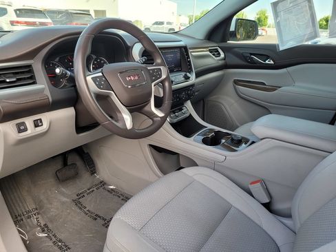 Used 2022 GMC Acadia SLE AWD/4WD image 11