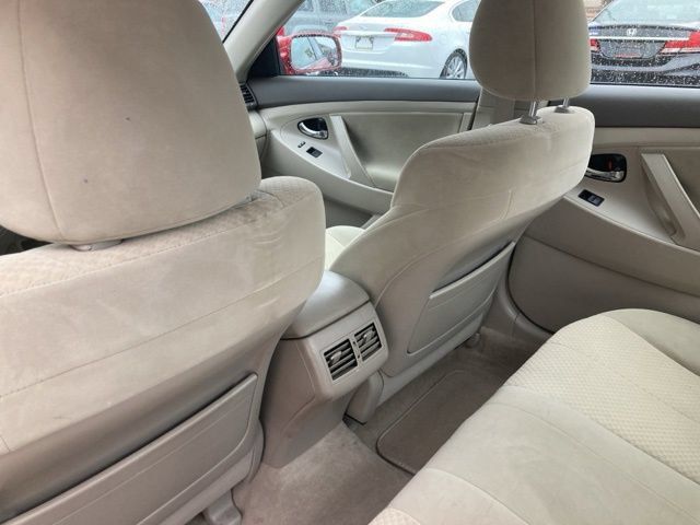 Used 2009 Toyota Camry Hybrid w/ Upgrade Pkg FWD image 32