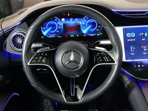 Used 2023 Mercedes-Benz EQS 580 4MATIC SUV image 45