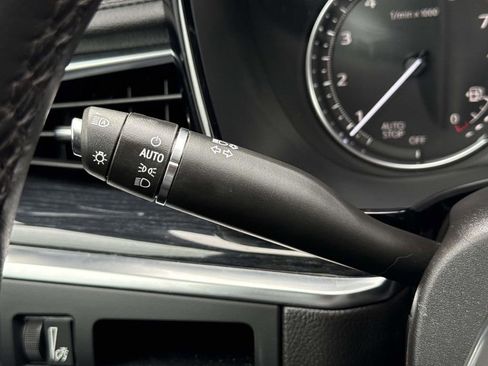 Used 2024 Cadillac XT5 Premium Luxury image 40