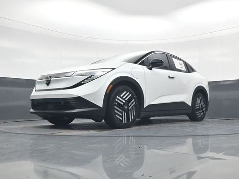 New 2026 Nissan Leaf SV+ FWD image 17