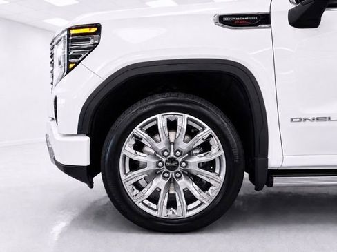 Used 2025 GMC Sierra 1500 Denali w/ Denali Reserve Package AWD/4WD image 12
