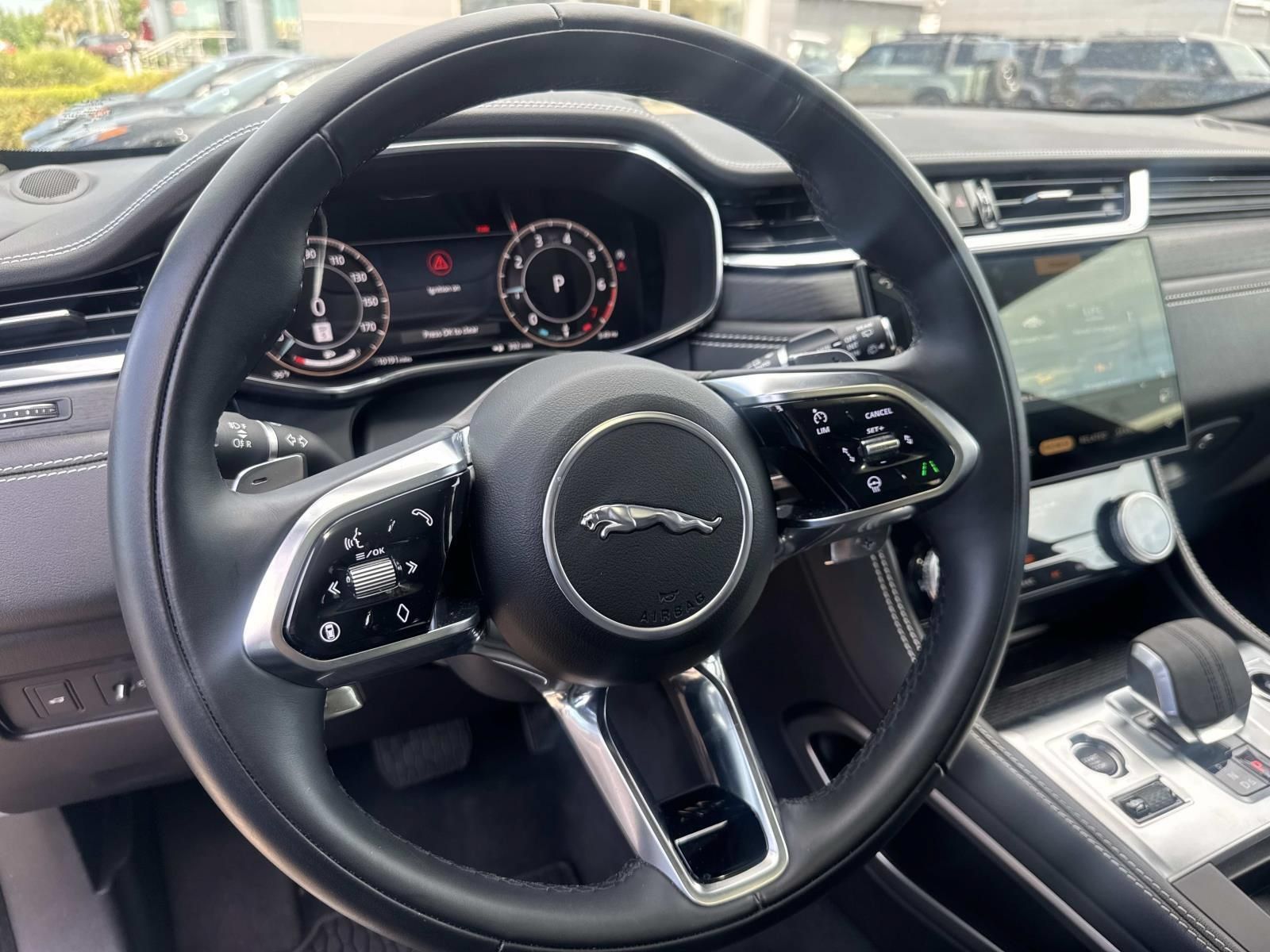 Used 2026 Jaguar F-PACE R-Dynamic S AWD/4WD image 22