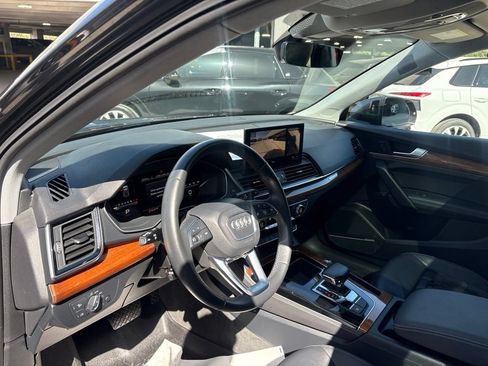 Used 2023 Audi Q5 2.0T Premium Plus w/ Premium Plus Package AWD/4WD image 12