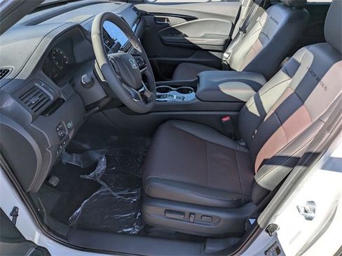New 2026 Honda Ridgeline Black Edition image 10