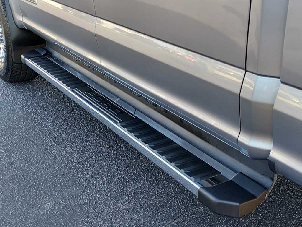 Used 2022 Ford F350 Lariat w/ Chrome Package AWD/4WD image 18