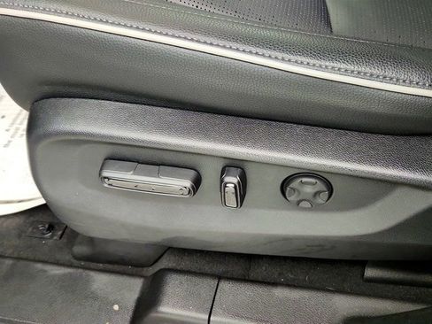 Used 2026 Honda Odyssey Elite image 12