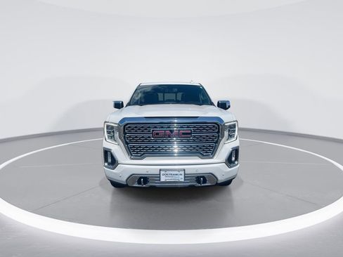 Used 2022 GMC Sierra 1500 Denali w/ Denali Premium Package AWD/4WD image 3