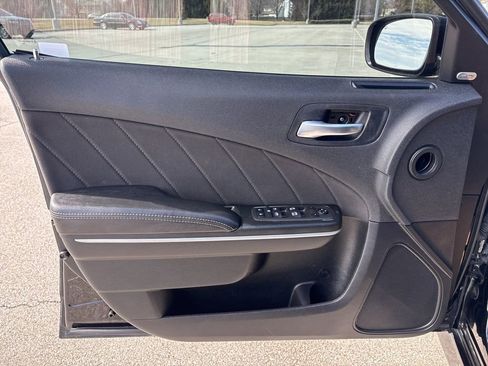 Used 2022 Dodge Charger R/T image 10