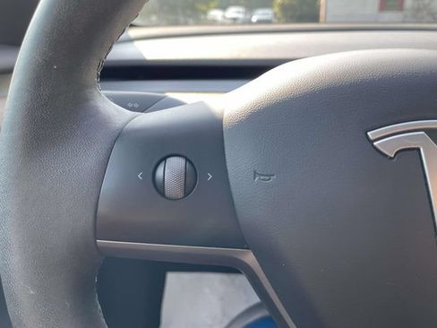 Used 2021 Tesla Model 3 Standard Range Plus RWD image 19