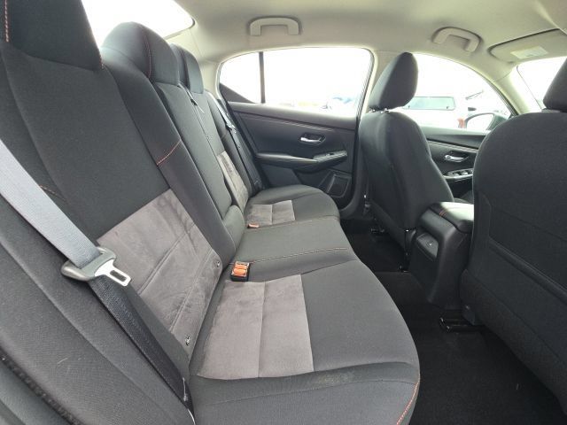 Used 2024 Nissan Sentra SR FWD image 12