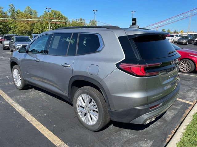 Used 2026 GMC Acadia Elevation w/ Elevation Premium Package FWD image 3
