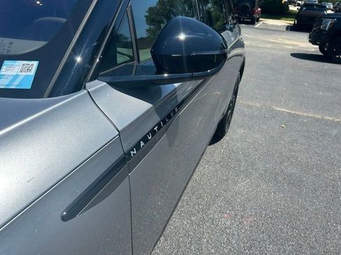 New 2025 Lincoln Nautilus Premier w/ Equipment Group 102A image 29