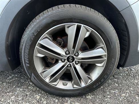 Used 2013 Hyundai Santa Fe Limited image 15