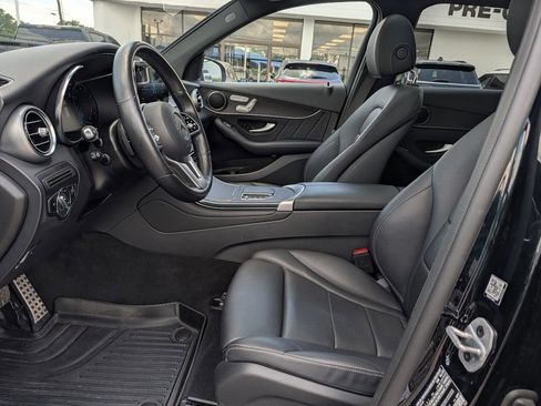 Used 2022 Mercedes-Benz GLC 300 4MATIC image 25