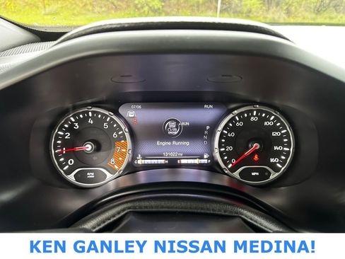Used 2021 Jeep Renegade Latitude AWD/4WD image 31