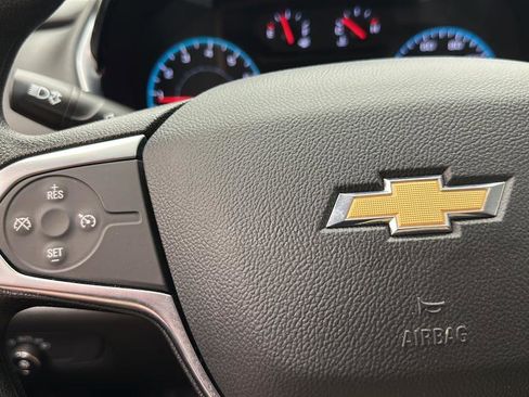 Used 2020 Chevrolet Traverse LS AWD/4WD image 17