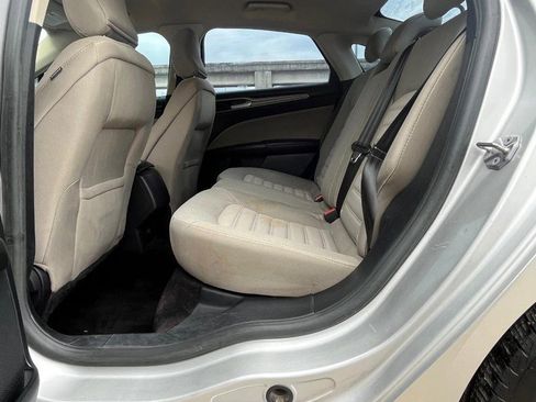 Used 2017 Ford Fusion S image 10