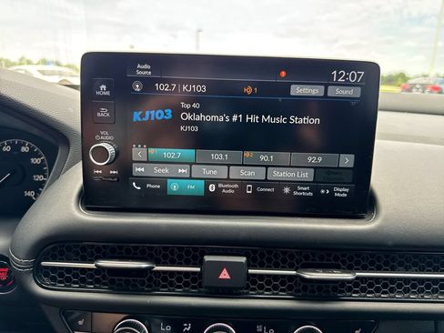 Used 2024 Honda HR-V EX-L image 16