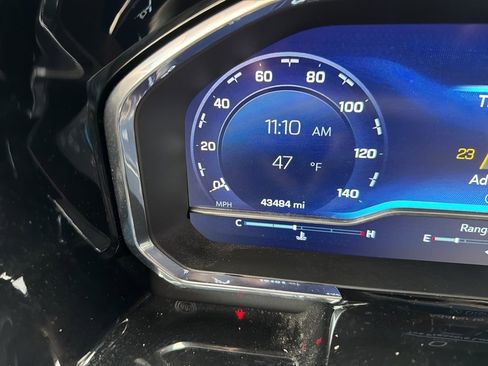 Used 2023 Chevrolet Silverado 1500 LT image 20