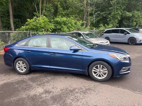 Used 2015 Hyundai Sonata SE FWD image 4