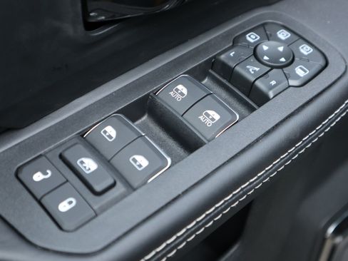New 2026 RAM 3500 Limited AWD/4WD image 33