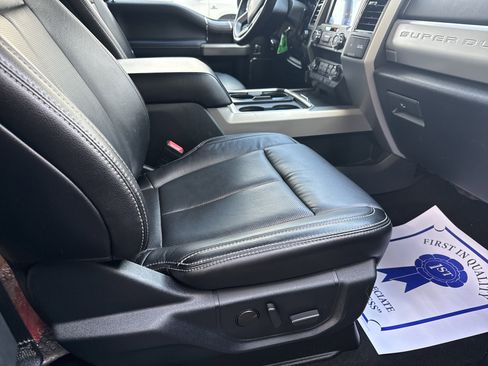 Used 2020 Ford F250 Lariat w/ Chrome Package image 13
