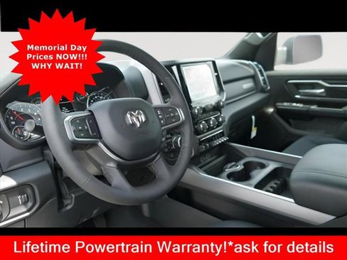 New 2025 RAM 1500 Big Horn AWD/4WD image 8