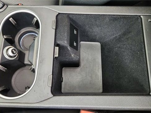 Used 2021 Porsche Cayenne Base image 50