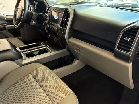 Used 2020 Ford F150 XLT w/ Equipment Group 302A Luxury AWD/4WD image 42