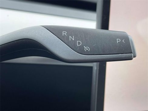 Used 2023 Tesla Model Y Long Range image 25