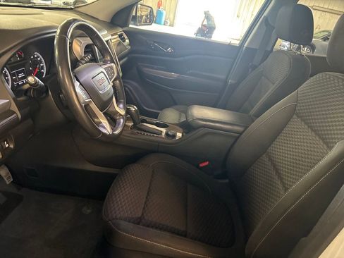 Used 2019 GMC Acadia SLE w/ Driver Alert Package I FWD image 14