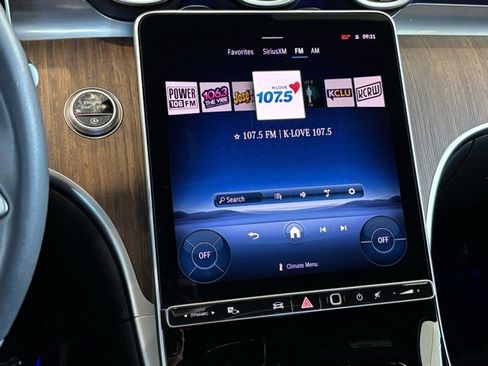 Used 2025 Mercedes-Benz C 300 Sedan image 20