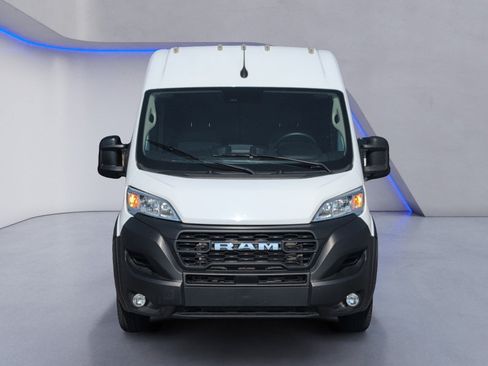 Used 2025 RAM ProMaster 2500 w/ Convenience Group FWD image 9