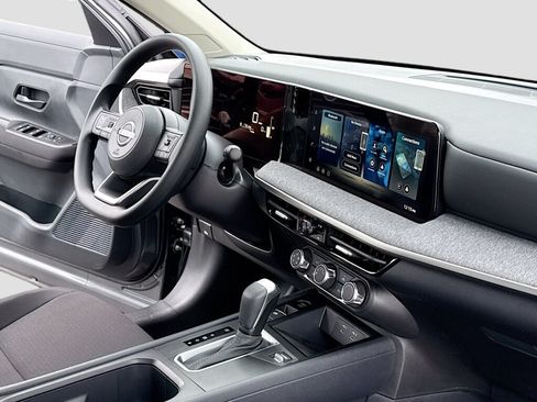 New 2026 Nissan Kicks S FWD image 5