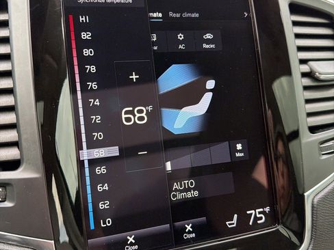 Used 2020 Volvo XC90 T5 Momentum w/ Protection Package Premier image 38