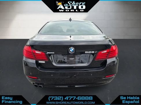 Used 2014 BMW 528i xDrive Sedan AWD/4WD image 5