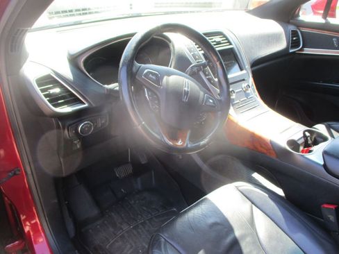 Used 2016 Lincoln MKX Reserve AWD/4WD image 12