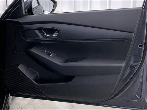 Certified 2025 Honda Accord LX image 21