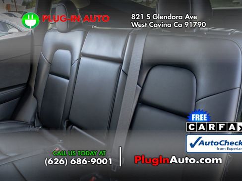 Used 2022 Tesla Model Y Long Range image 11