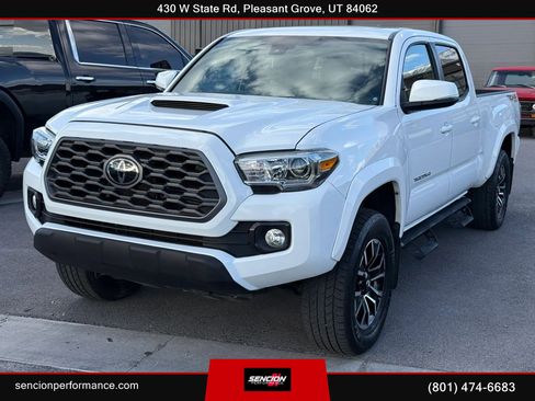 Used 2020 Toyota Tacoma TRD Sport w/ TRD Premium Sport Package image 1