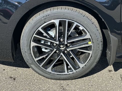 New 2026 Toyota Camry XLE AWD/4WD image 10